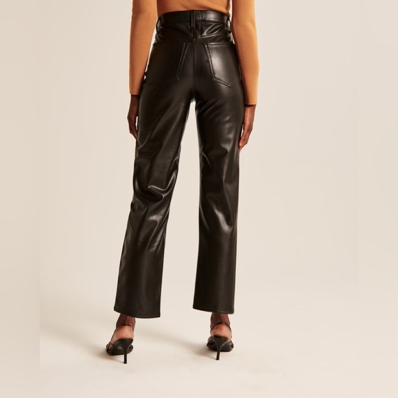 Abercrombie vegan leather ankle straight pants - Picture 4 of 7